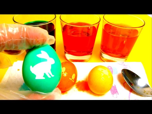 Easter Egg Dying with Funny Bunny Shape